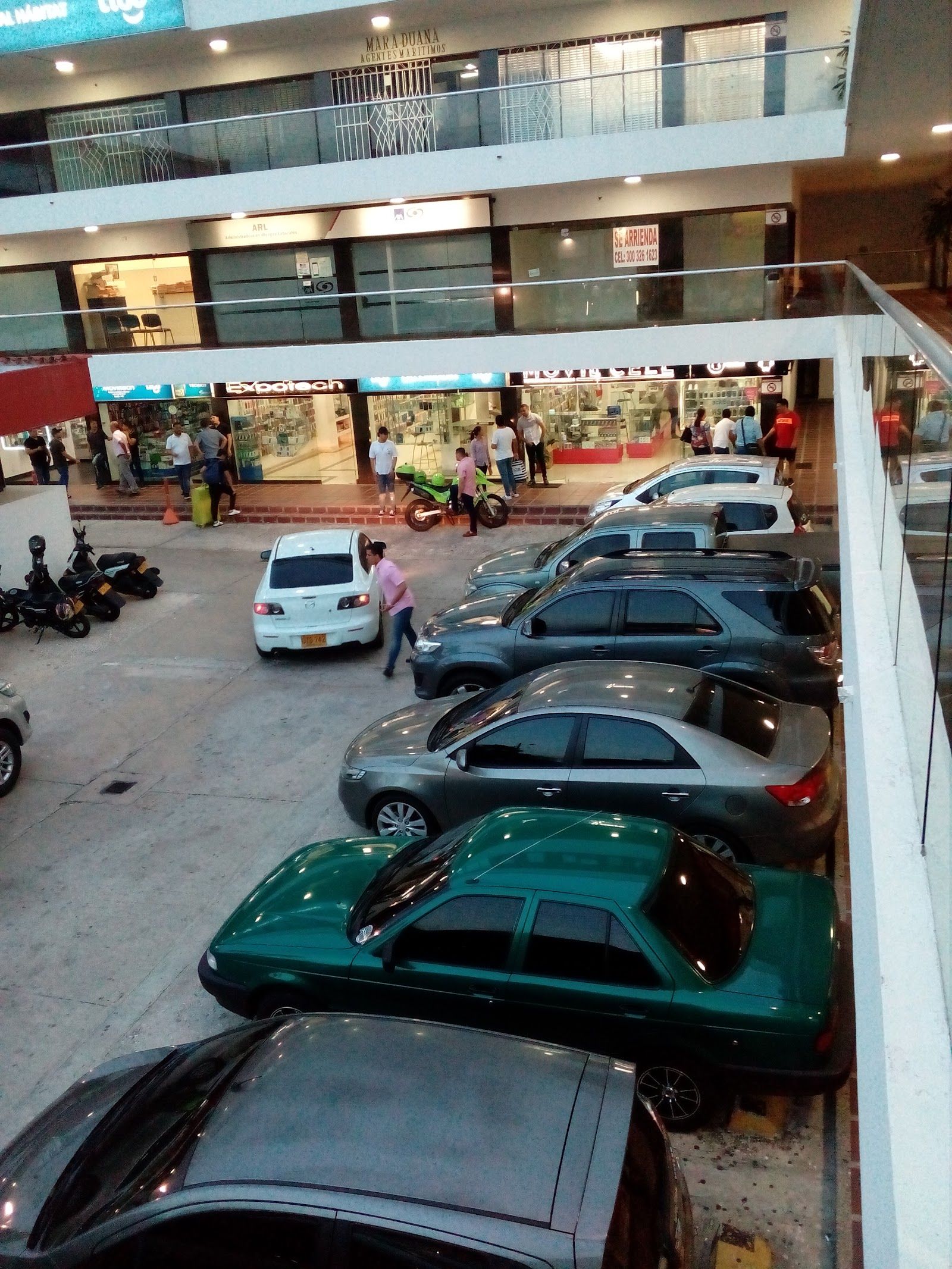 Centro Comercial Habitat