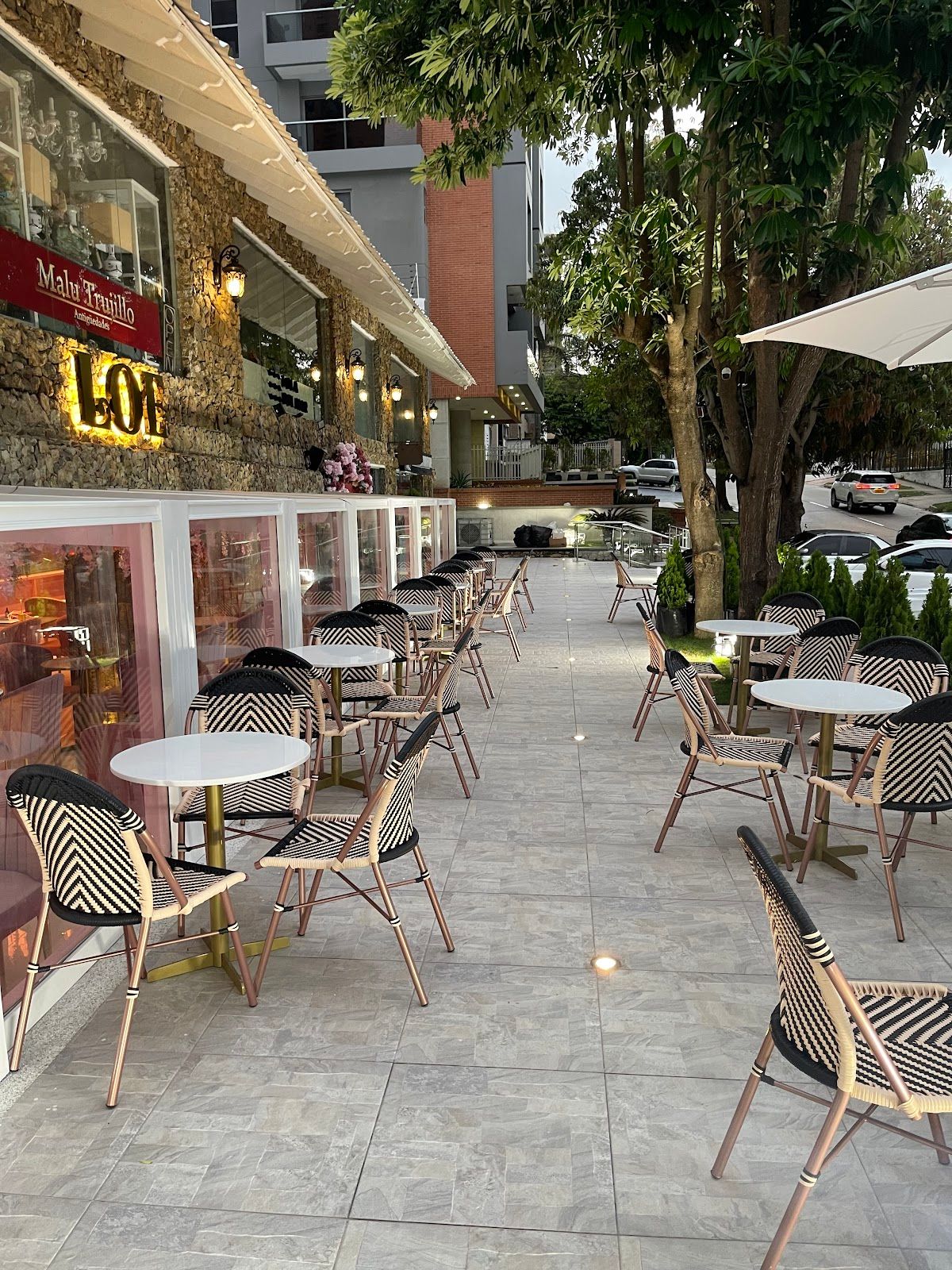 Loe Cafe