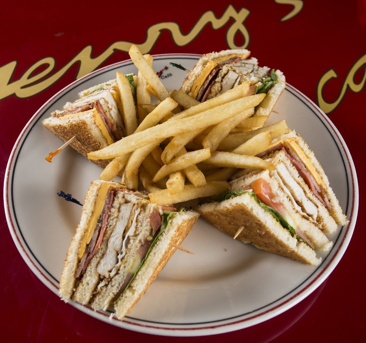 Henry's - Restaurante Vinos Bar