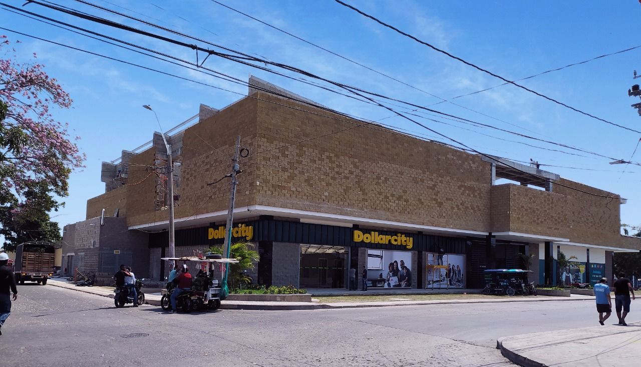 Centro Comercial Plaza Las Nieves
