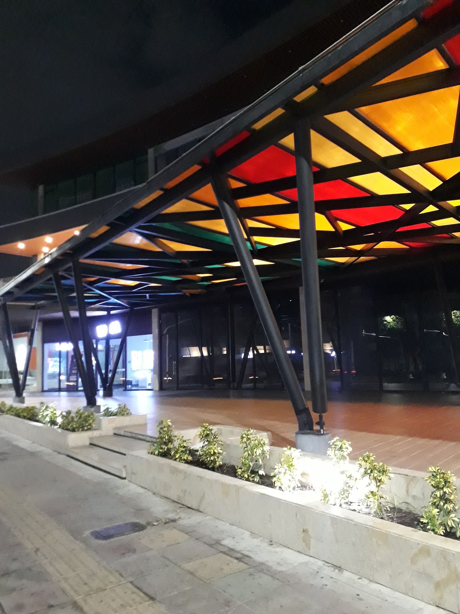 Centro Comercial Murillo Plaza